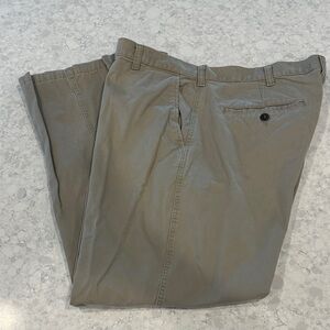 Magellan Outdoors Men's Khaki Chinos